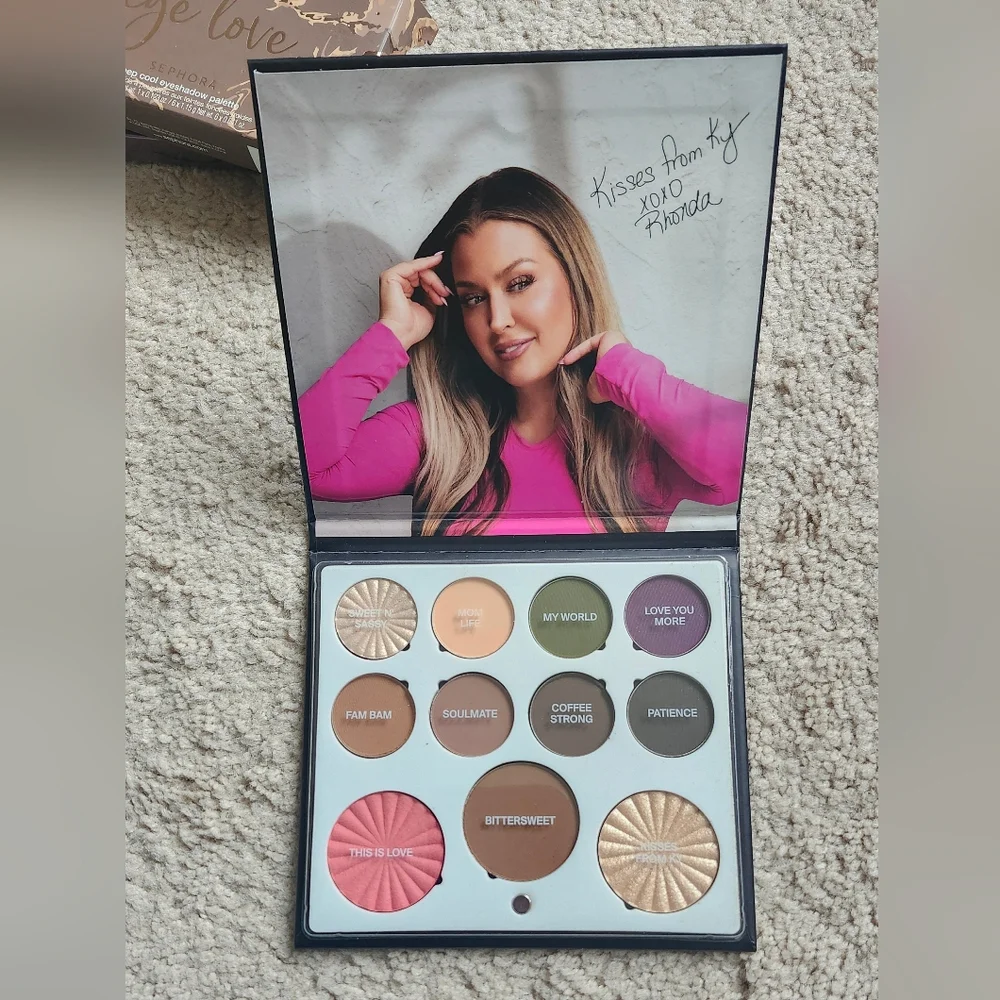 New OFRA X Hot Mess Momma Mini Mix Eyeshadow Palette Unconditional